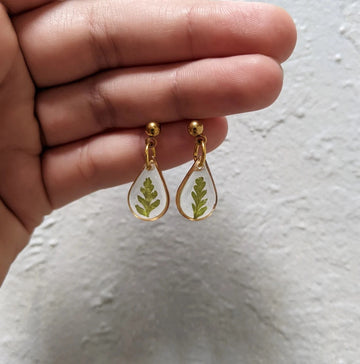 Small Teardrop Leaf Studs