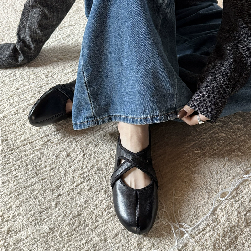 Retro Style Black Red Silver Leather Ballet Flats