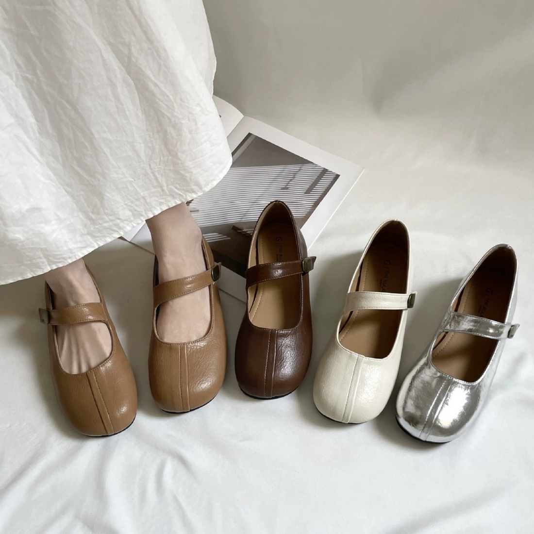 White Round Toe Flat Buckle Mary Janes
