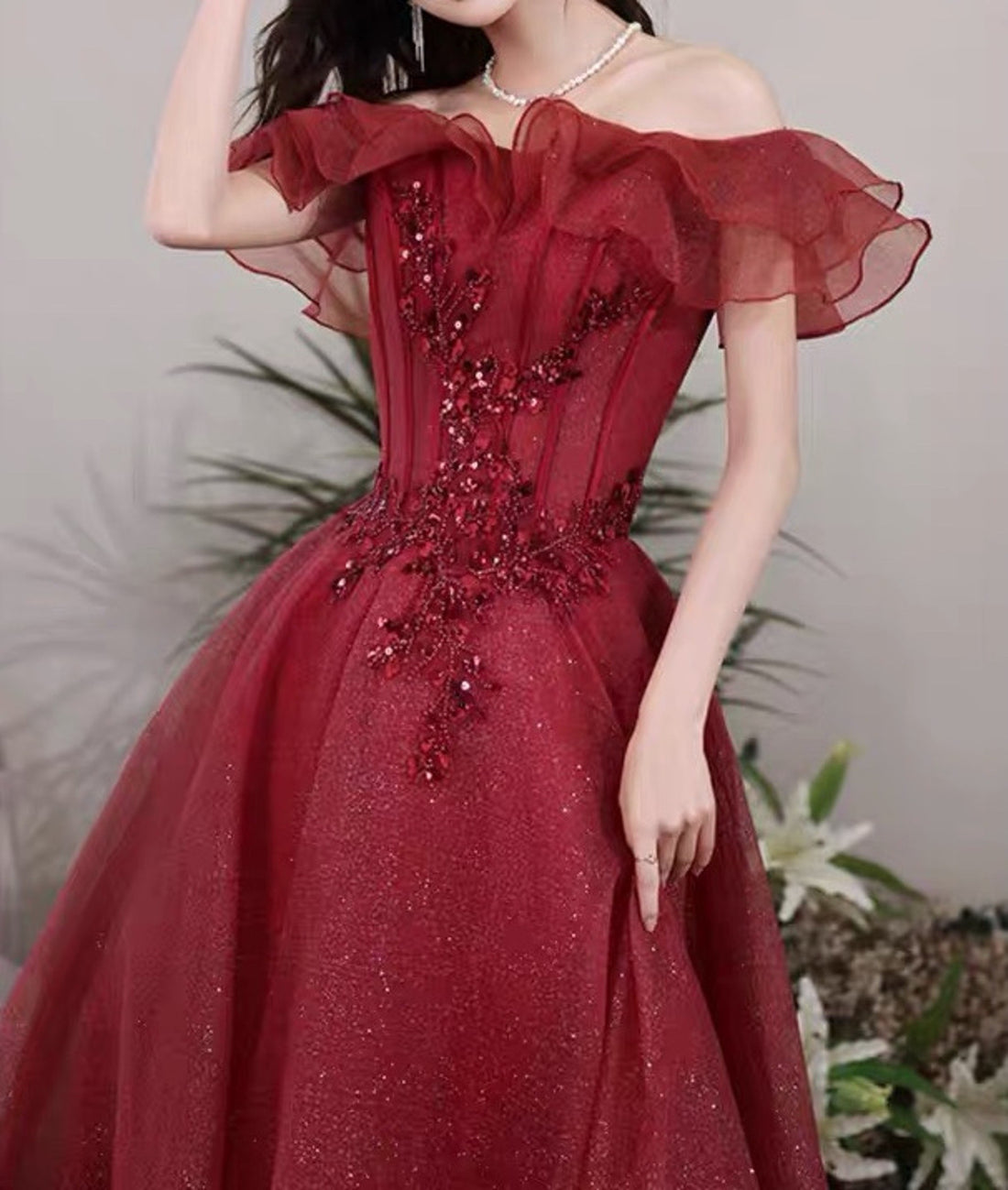 Red Applique Off-The-Shoulder Tulle Dress