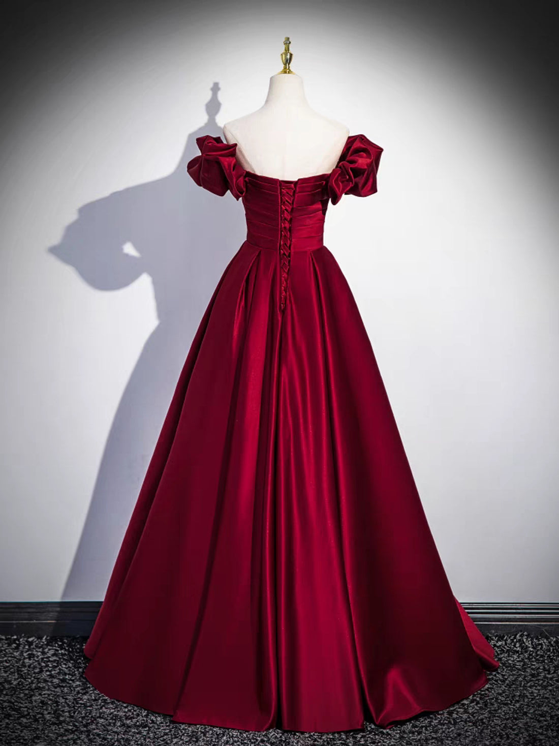 Red Elegant Short Sleeve Long Ball Gown