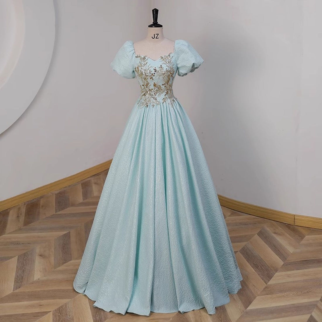 Sweet Green Short Sleeve Long Tulle Prom Dress