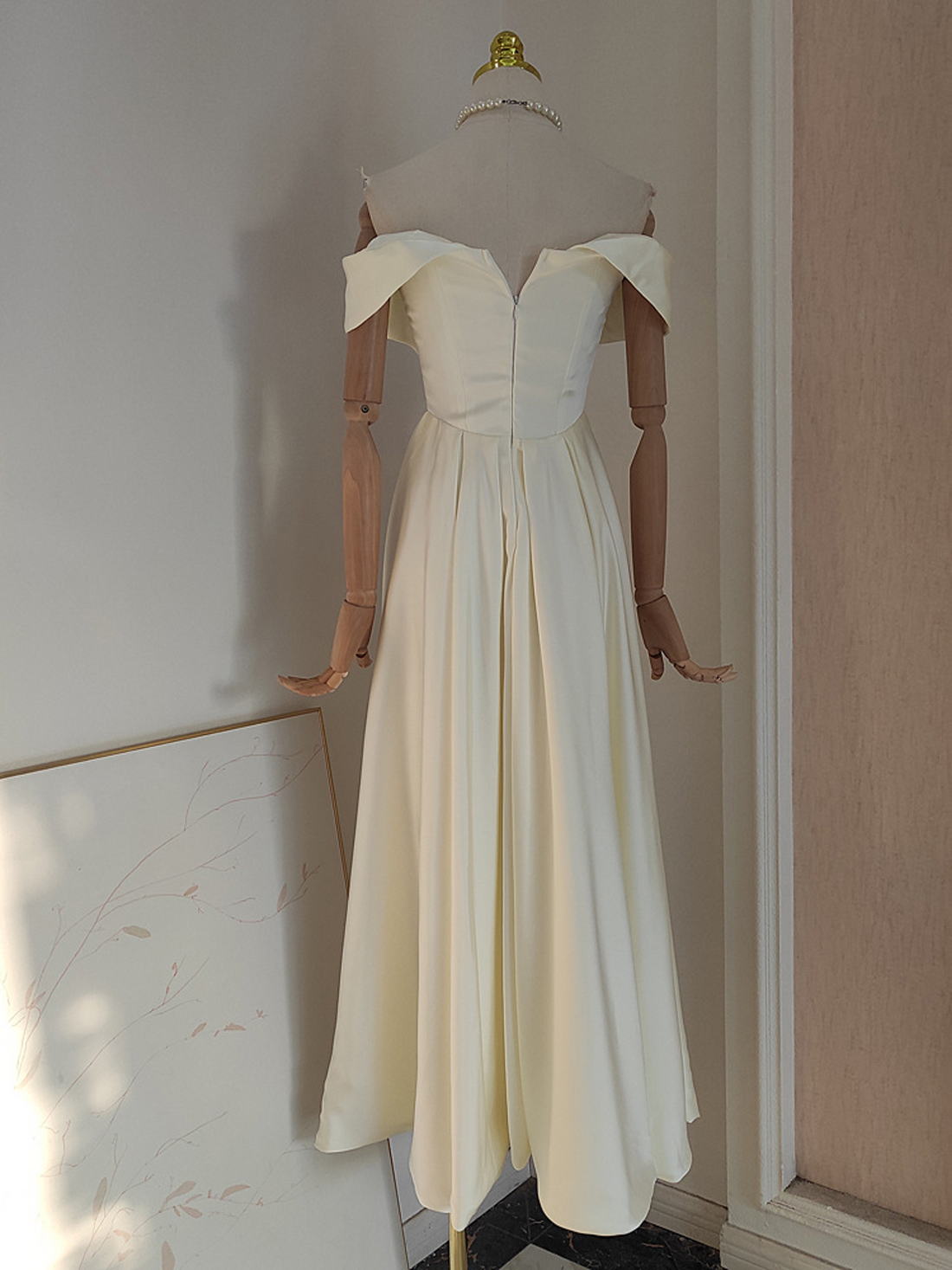 White Elegant Off Shouder Satin Dress