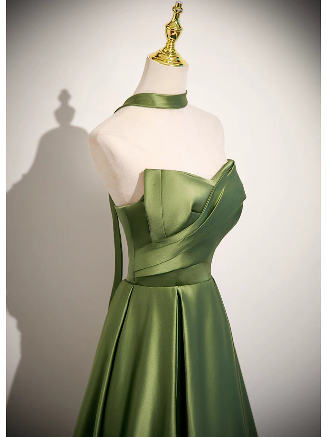Elegant Green Stain Ball Gown