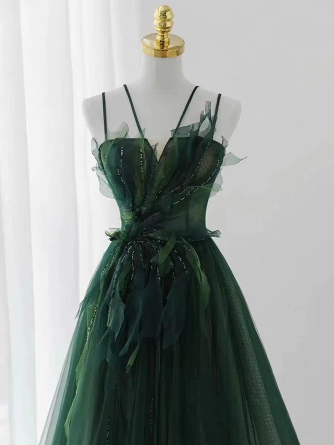 Forest Green Spaghetti Strap Beading Tulle Prom Dress