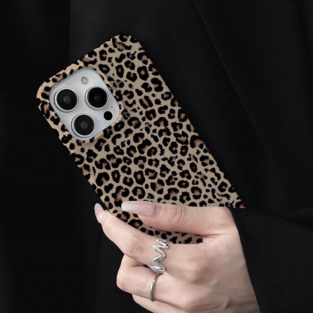 Brown Leopard Iphone 16 Case