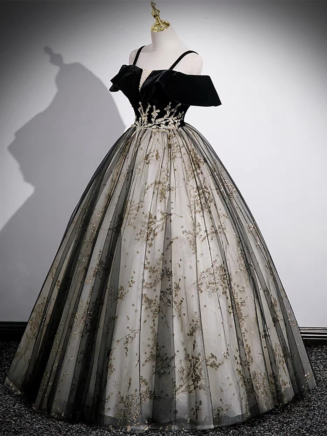 Sparkling Black Straps Tulle Ball Gown Evening Prom Dress